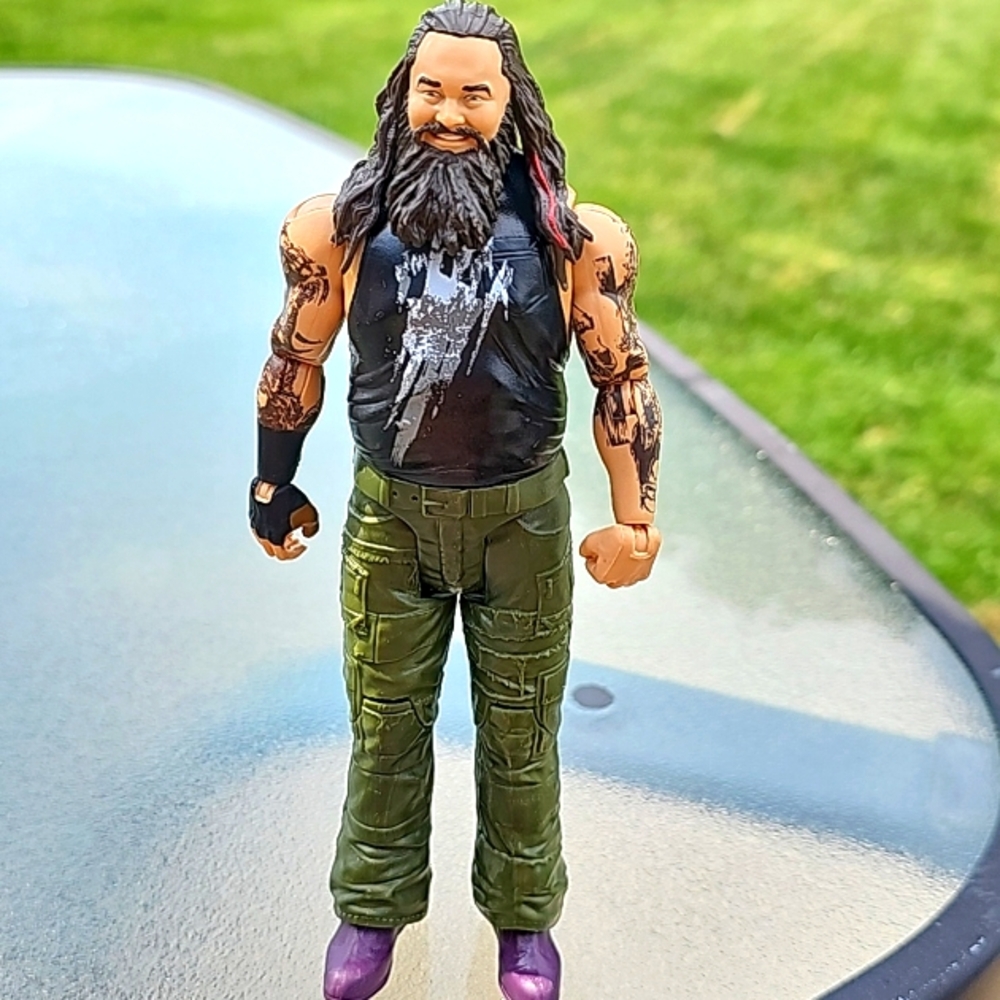 2013 Mattel WWE Bray Wyatt 7" Action Figure Black Attire & Purple boots